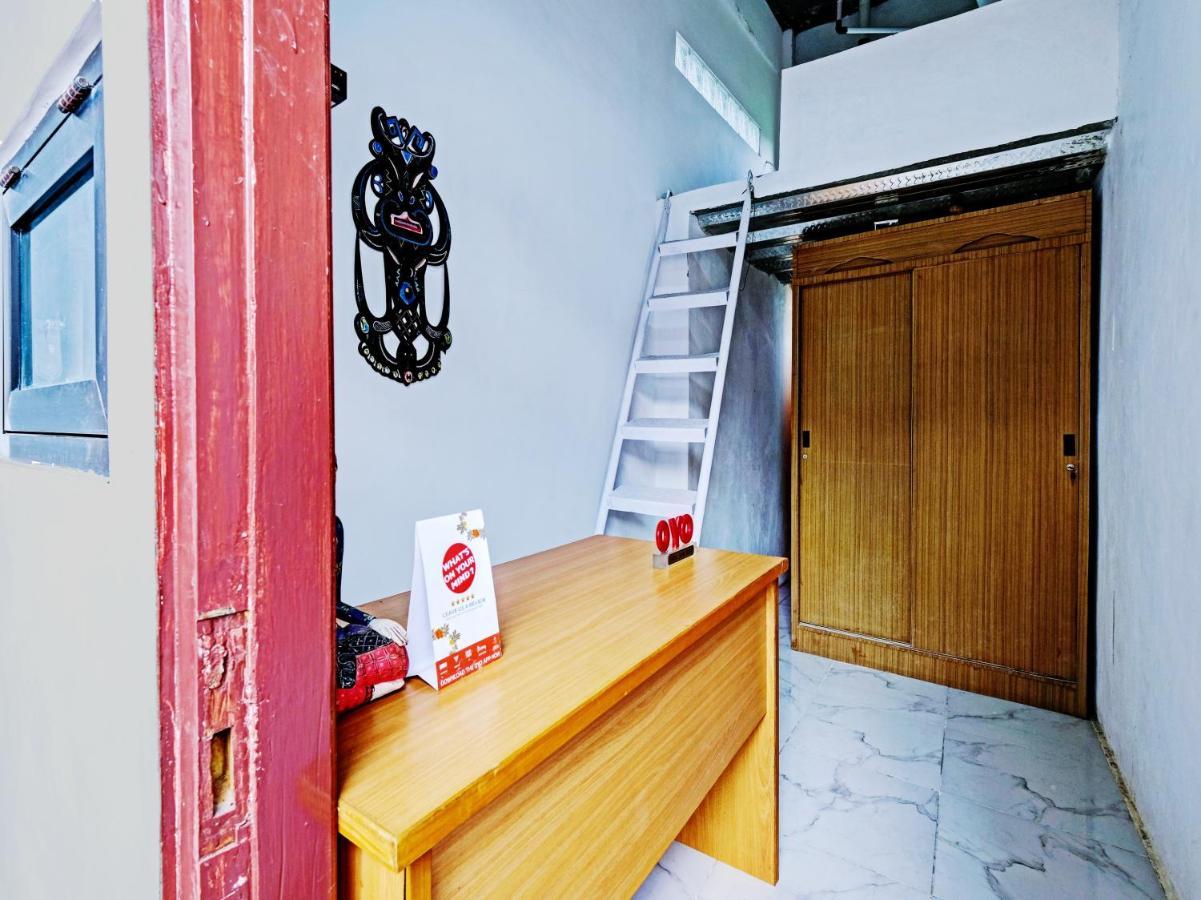 Oyo 90325 Pondok Dnayu Syariah Jarakan Exterior photo