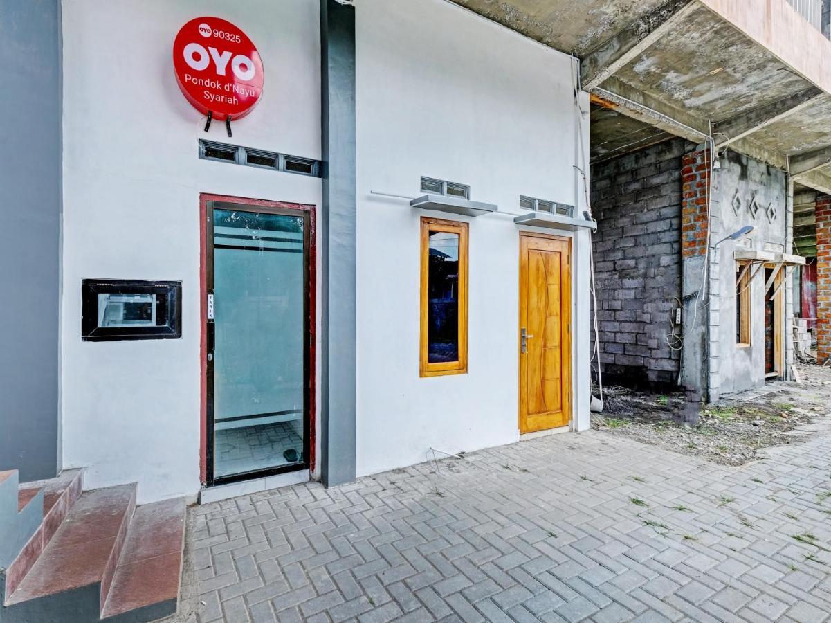 Oyo 90325 Pondok Dnayu Syariah Jarakan Exterior photo